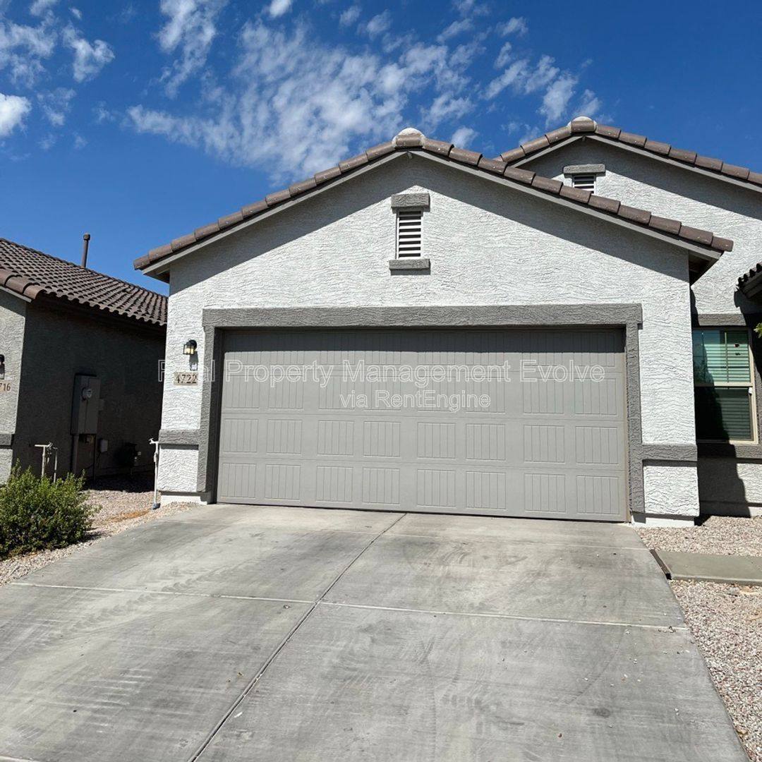 House for rent at 4722 N 194th Dr, Litchfield Park, AZ 85340
