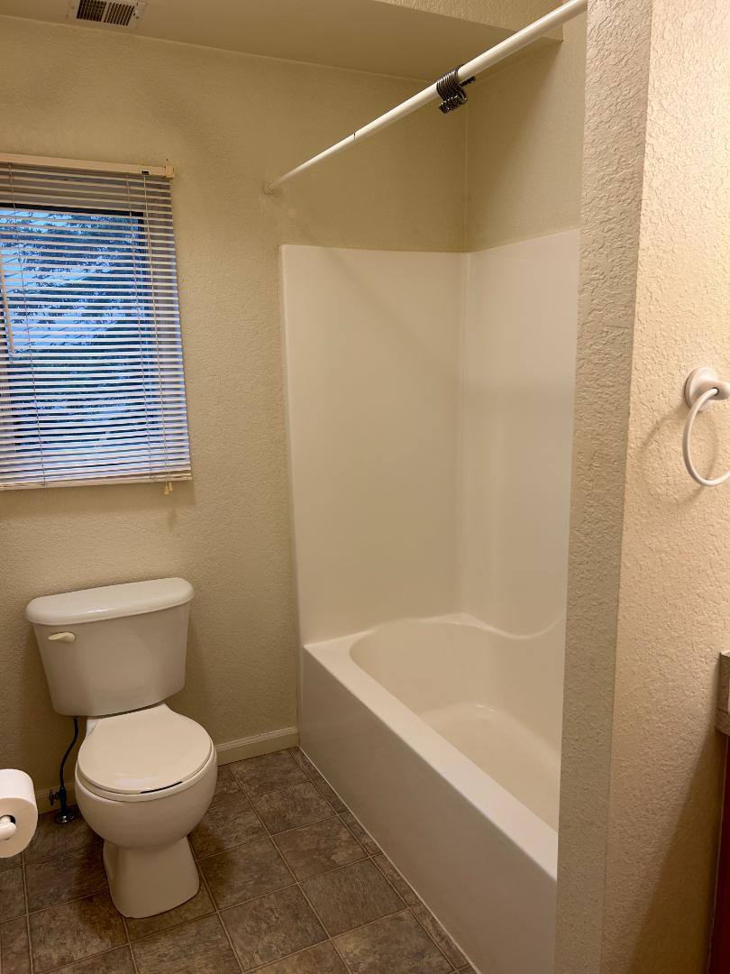 Apartment for rent at 1297 Lachaumiere Dr 1295 -A102, Petoskey, MI 49770