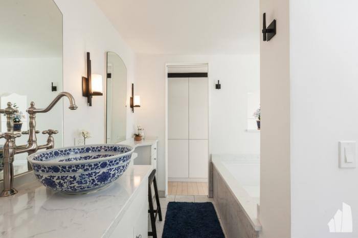 Condo for rent at 1555 N Astor #15W, Chicago, IL 60610