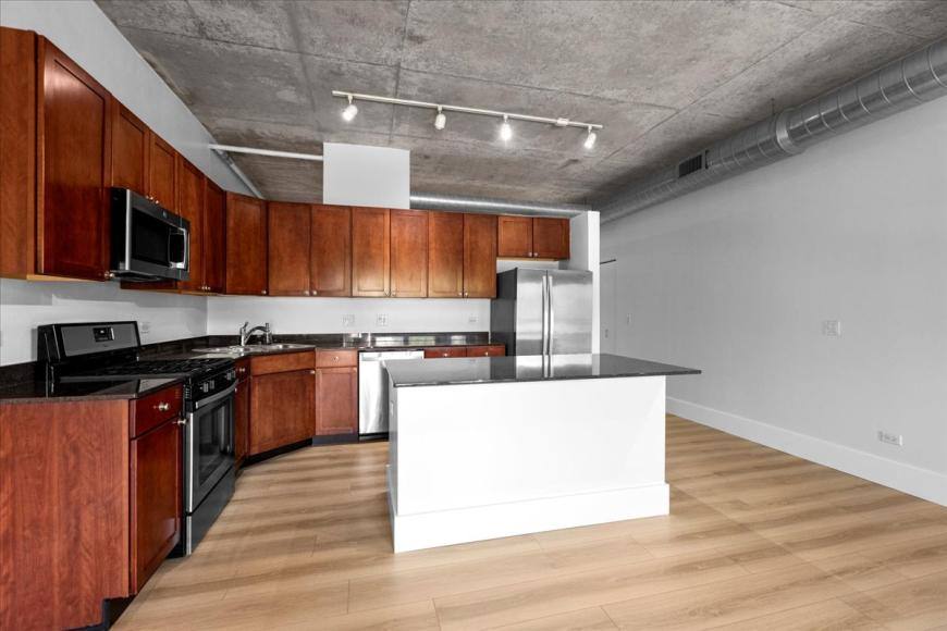 Apartment for rent at 1000 N Kingsbury St #209, Chicago, IL 60610