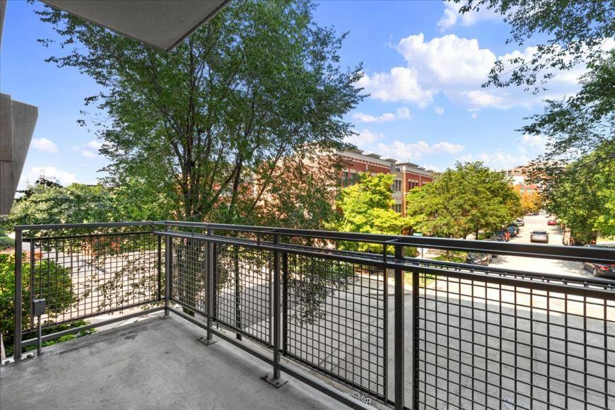Apartment for rent at 1000 N Kingsbury St #209, Chicago, IL 60610