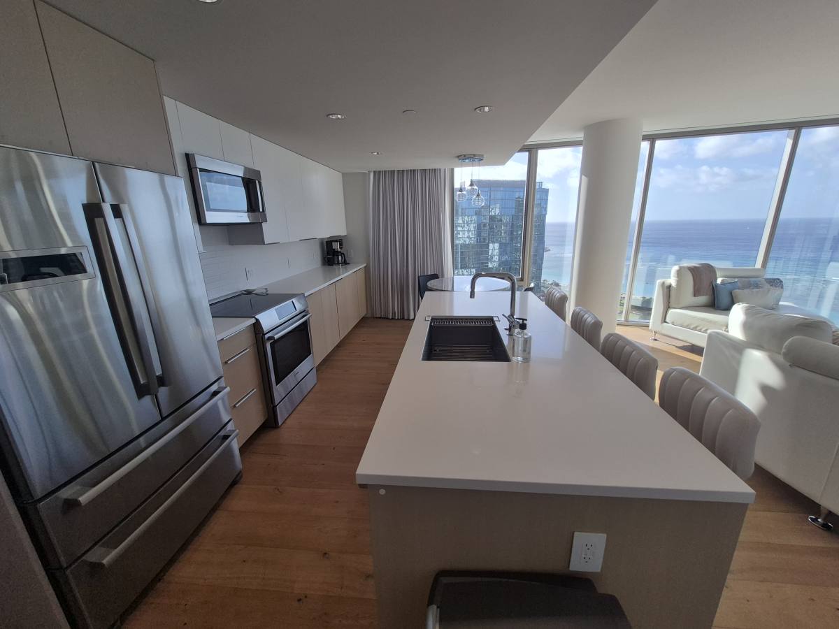 Condo for rent at 1001 Queen St, Honolulu, HI 96814