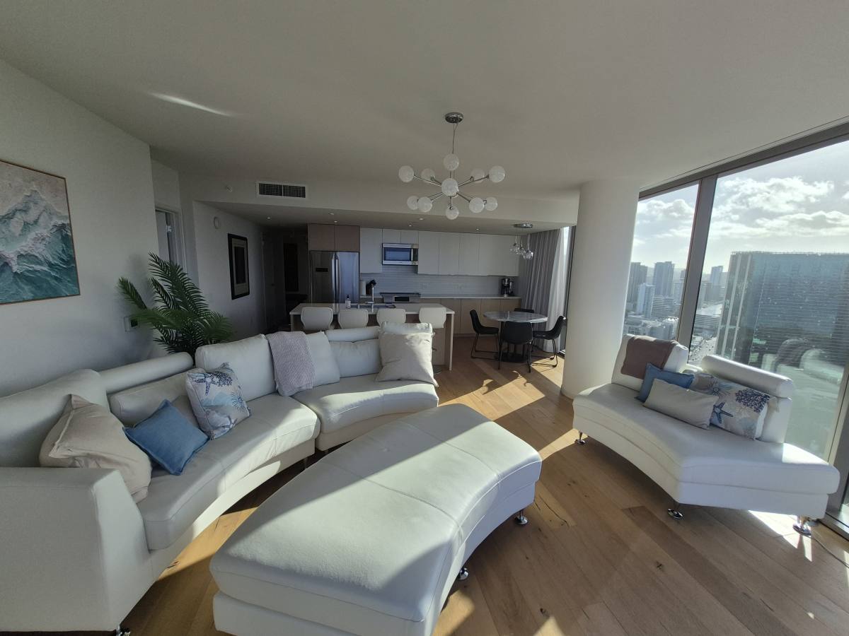 Condo for rent at 1001 Queen St, Honolulu, HI 96814