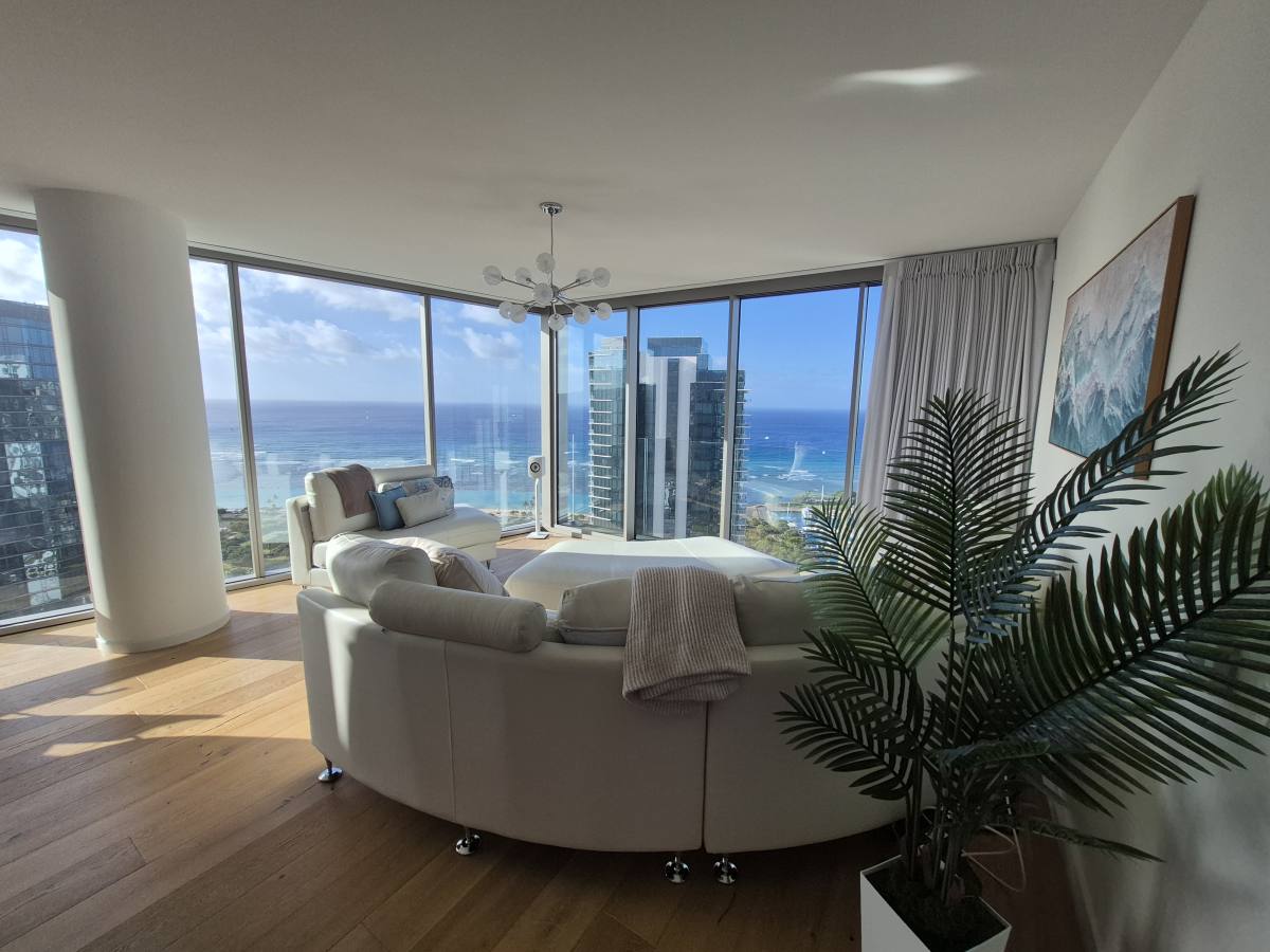 Condo for rent at 1001 Queen St, Honolulu, HI 96814