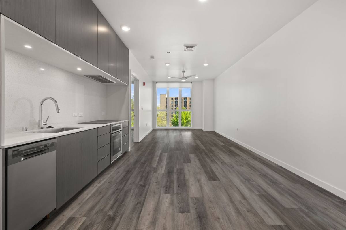 Apartment for rent at 1026 17th St, Sacramento, CA 95814