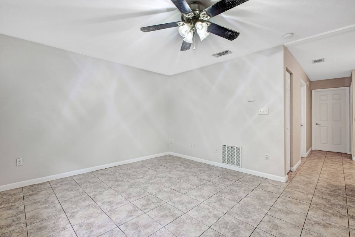 Apartment for rent at 2330 SW 35th Place, Gainesville, FL 32608