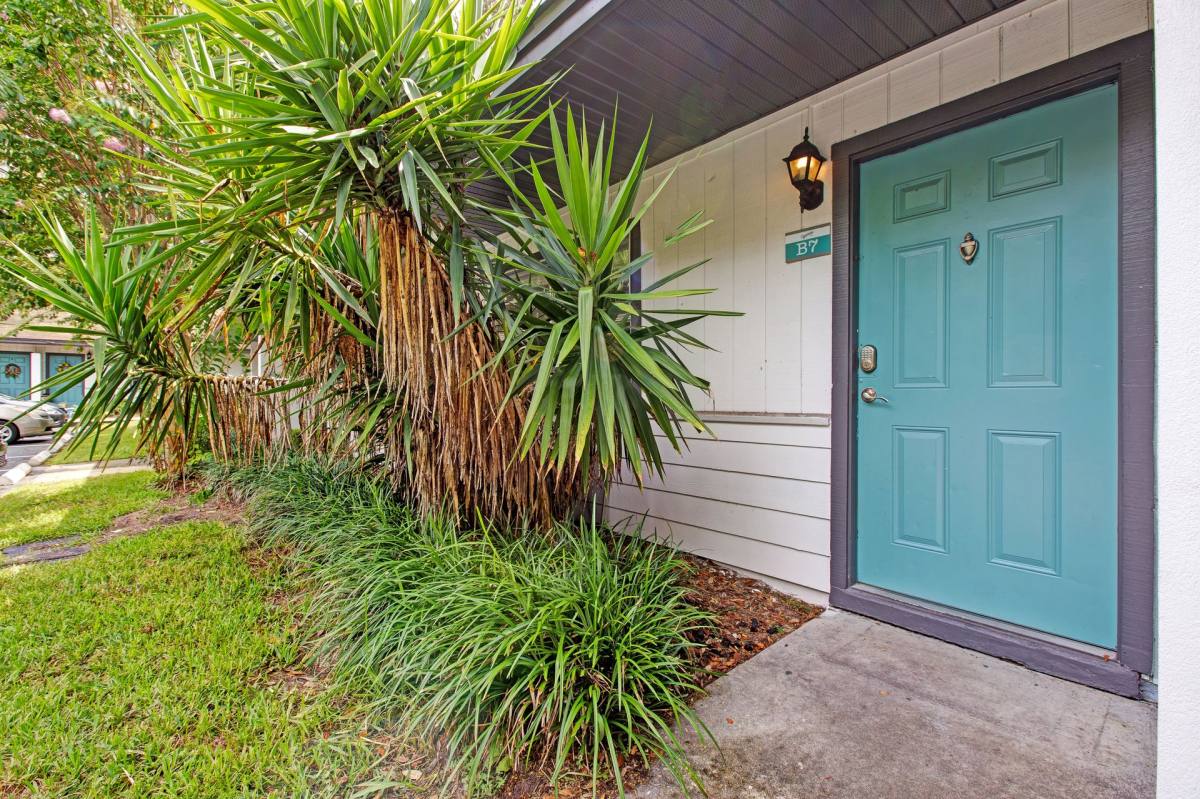Apartment for rent at 2330 SW 35th Place, Gainesville, FL 32608