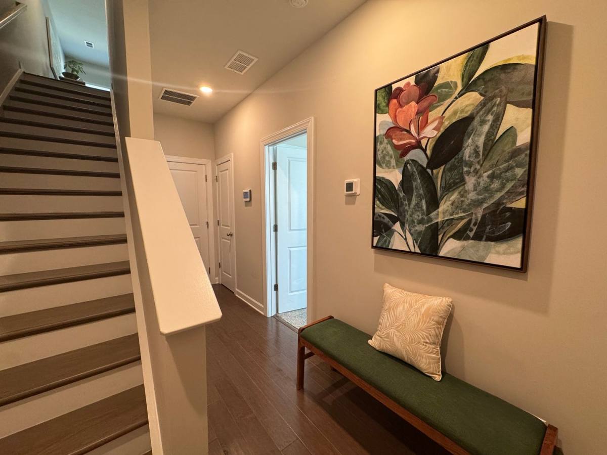 Townhouse for rent at 3738 Memorial Parkway, Charlotte, NC 28217