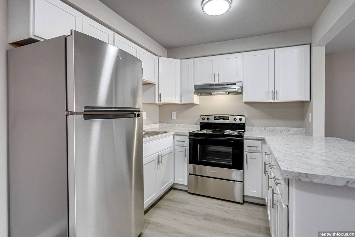 Townhouse for rent at Parkway Collective, 2323 Eastman Ave, Green Bay, WI 54302