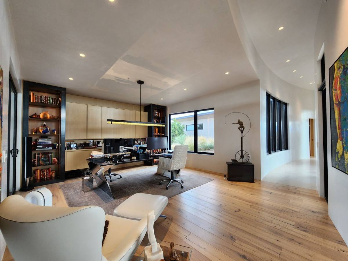 House for rent at 36 Plaza Del Centro, Santa Fe, NM 87506