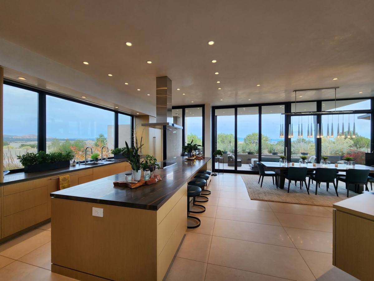 House for rent at 36 Plaza Del Centro, Santa Fe, NM 87506