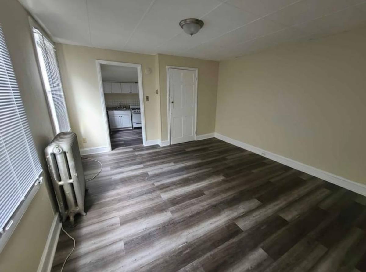 Apartment for rent at 274 S Loudon Ave, Baltimore, MD 21229