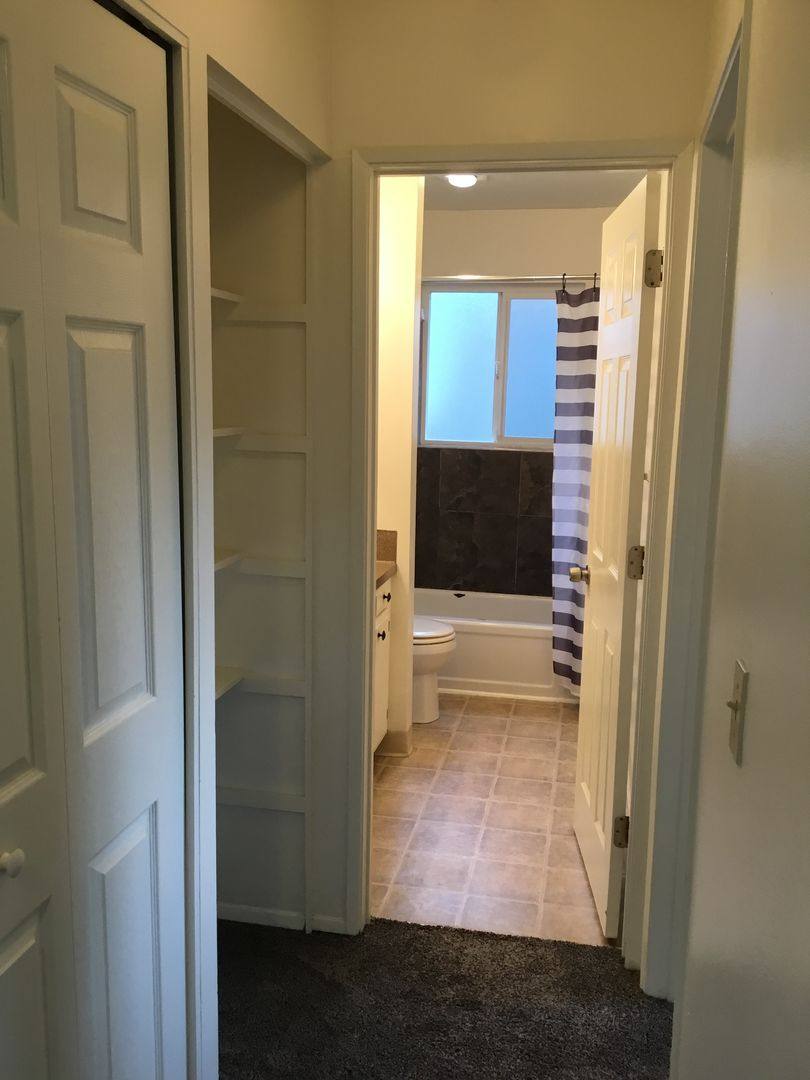 Apartment for rent at 4202-4224 SE 58th Ave, Portland, OR 97206