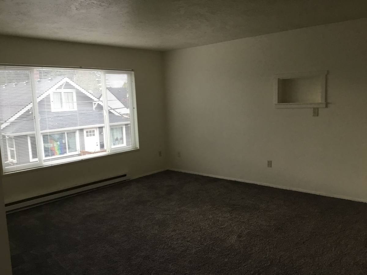 Apartment for rent at 4202-4224 SE 58th Ave, Portland, OR 97206