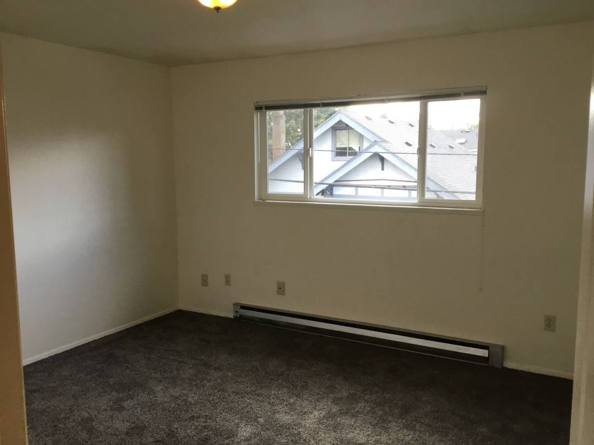 Apartment for rent at 4202-4224 SE 58th Ave, Portland, OR 97206