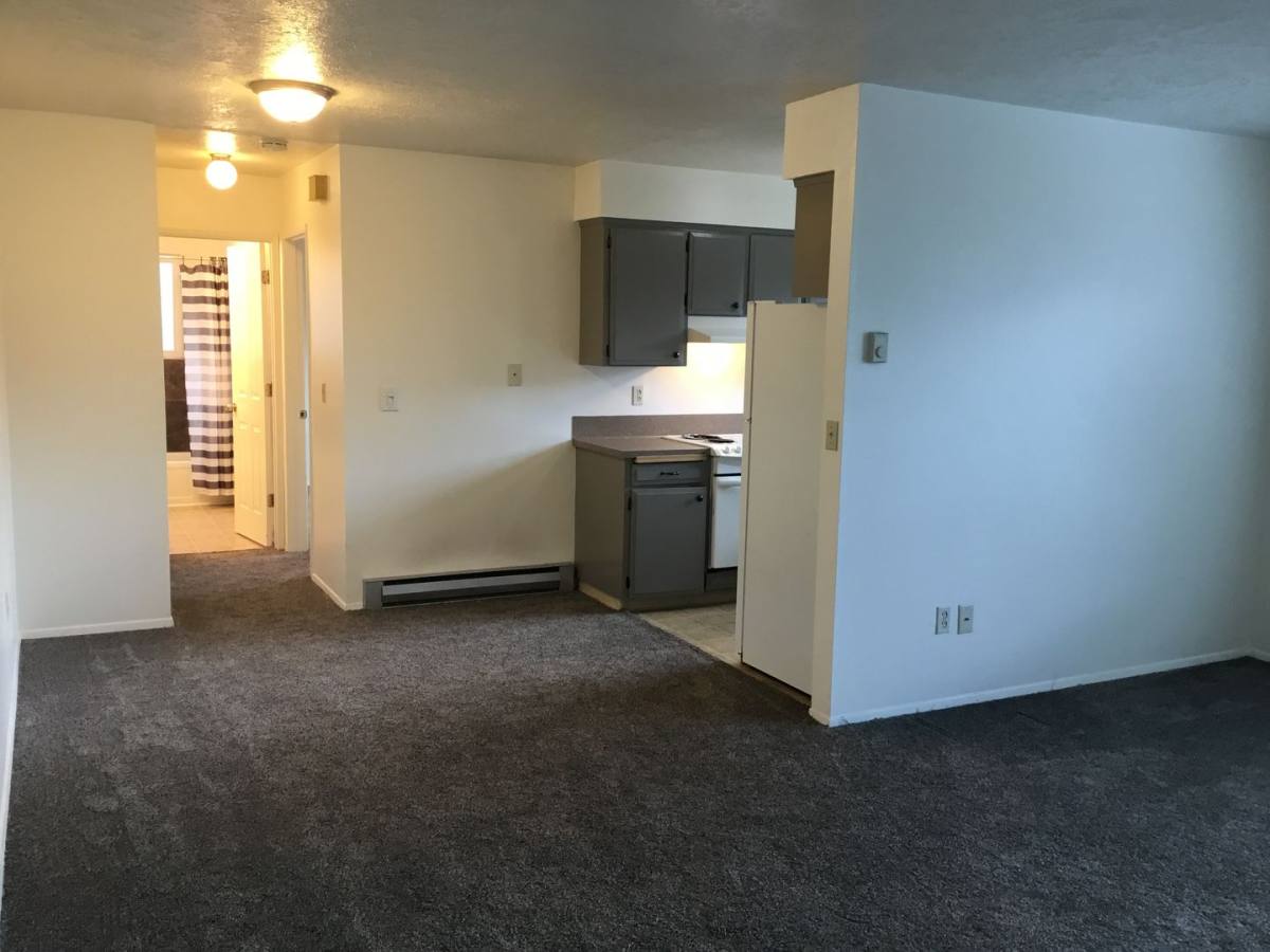 Apartment for rent at 4202-4224 SE 58th Ave, Portland, OR 97206