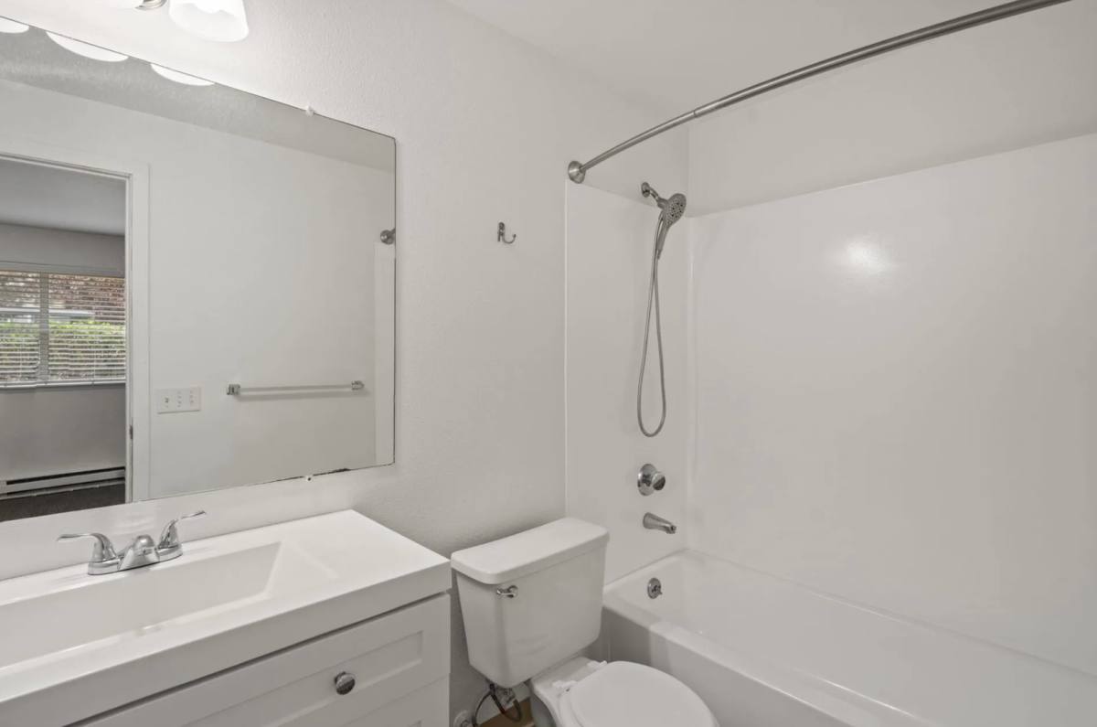 Townhouse for rent at 3390 Starboard Lane SE, Port Orchard, WA 98366