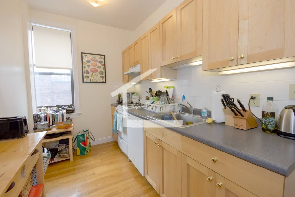 Apartment for rent at 1340 Commonwealth Ave #1B, Allston, MA 02134