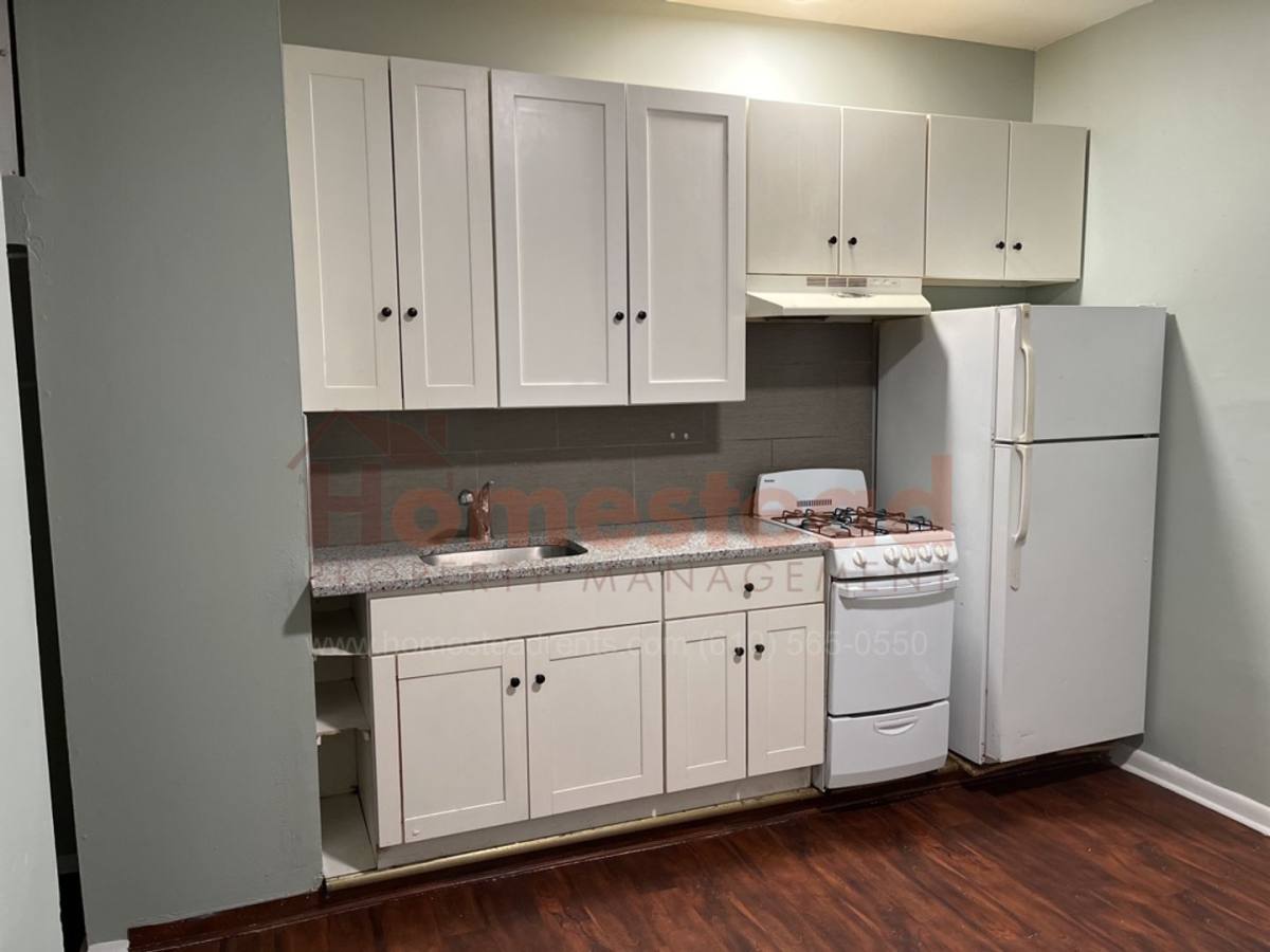 Apartment for rent at 7313 W Chester Pike, Upper Darby, PA 19082