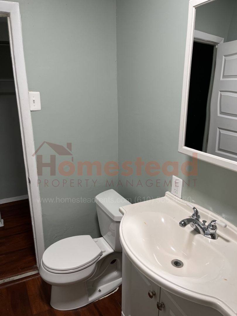 Apartment for rent at 7313 W Chester Pike, Upper Darby, PA 19082