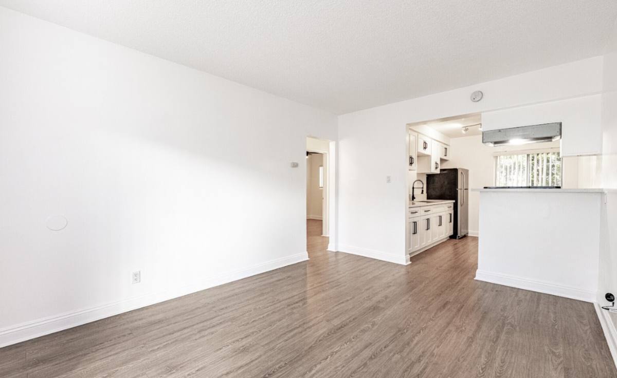 Apartment for rent at 12520 Lakewood Blvd, Downey, CA 90242