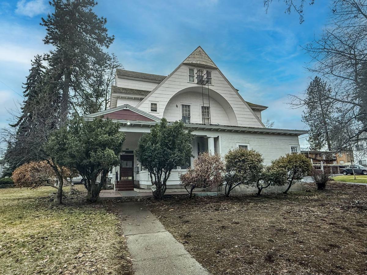 Apartment for rent at 2101 W 1st Ave, Spokane, WA 99201