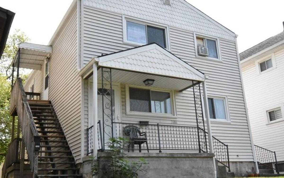 Apartment for rent at 2686-2688 Hibbert Ave, Columbus, OH 43202
