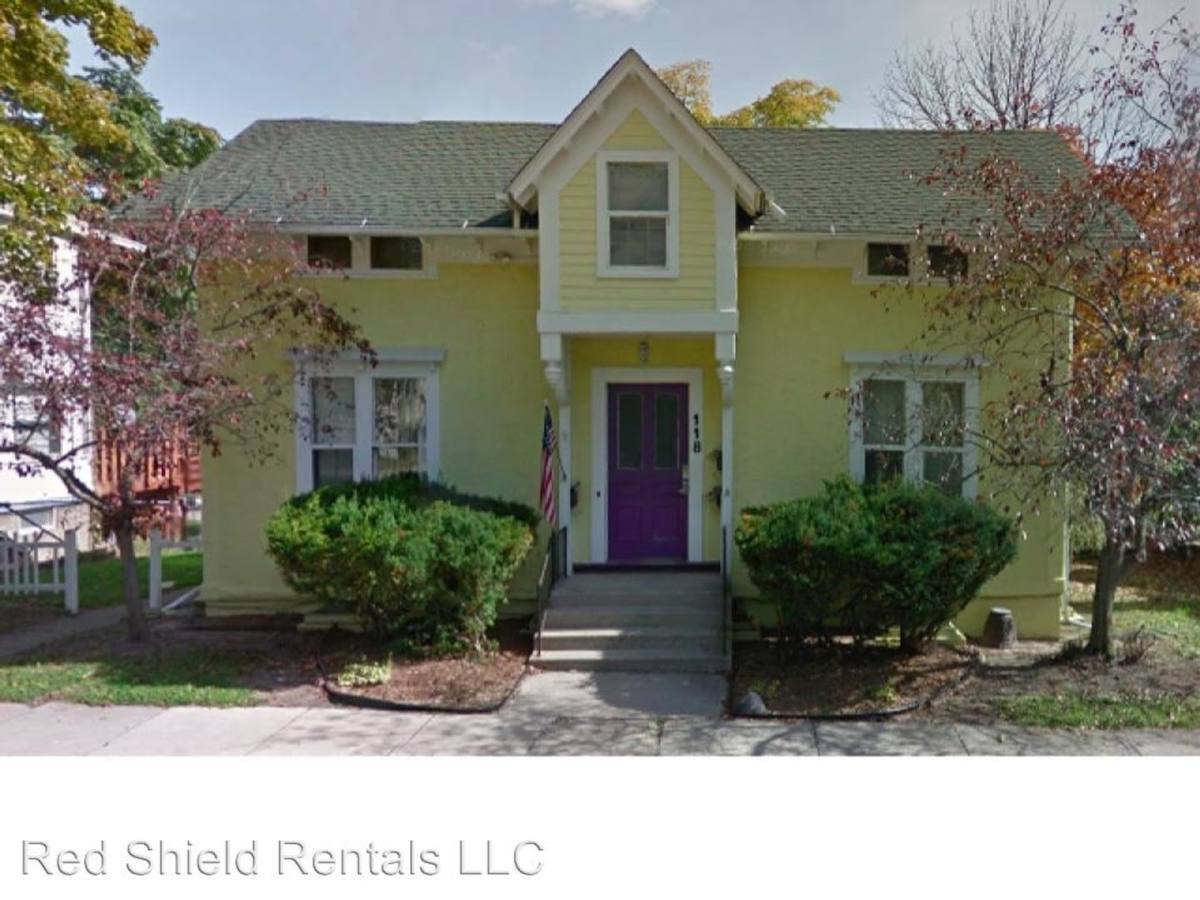 Apartment for rent at 118 College Place, Ypsilanti, MI 48197