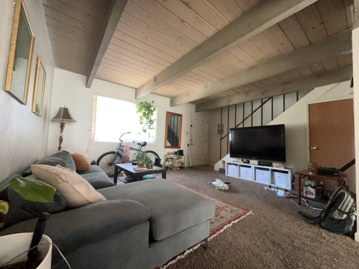 Apartment for rent at 218 University Ave, Davis, CA 95616