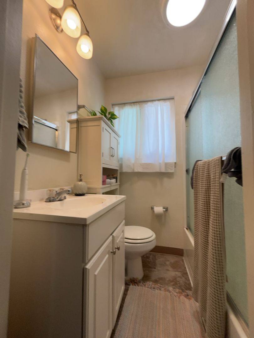 Apartment for rent at 218 University Ave, Davis, CA 95616