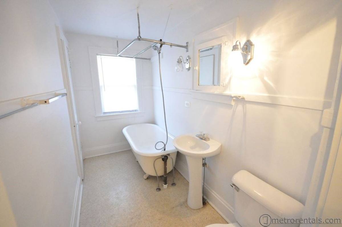 Apartment for rent at 333-335 E Duncan St, Columbus, OH 43202