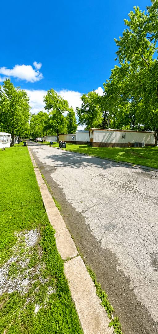 Apartment for rent at 1403 E Downing St, Tahlequah, OK 74464