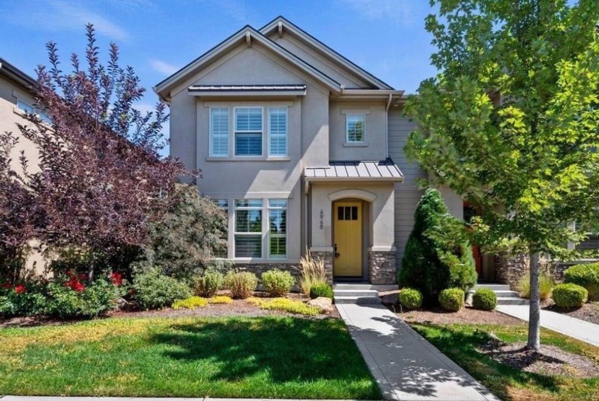Townhouse for rent at 4948 E Woodcutter Dr, Boise, ID 83716