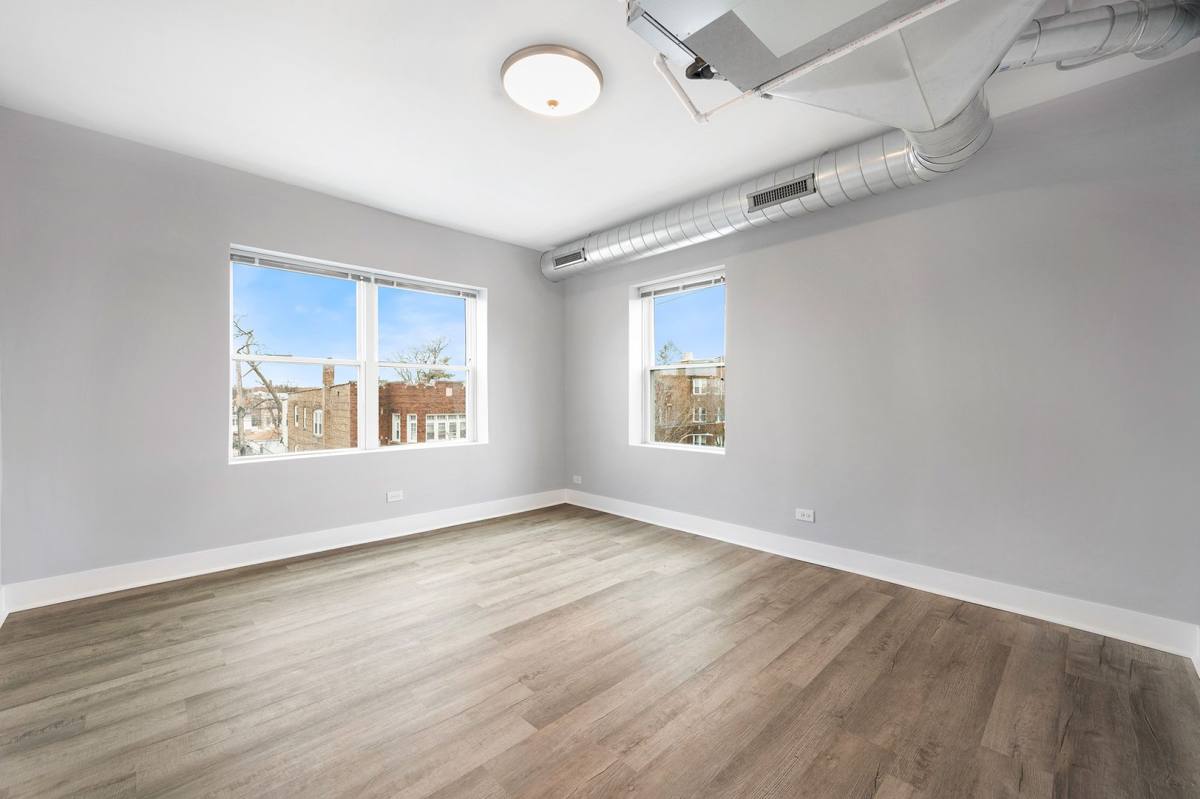 Apartment for rent at 1370-80 W 79th St, Chicago, IL 60620