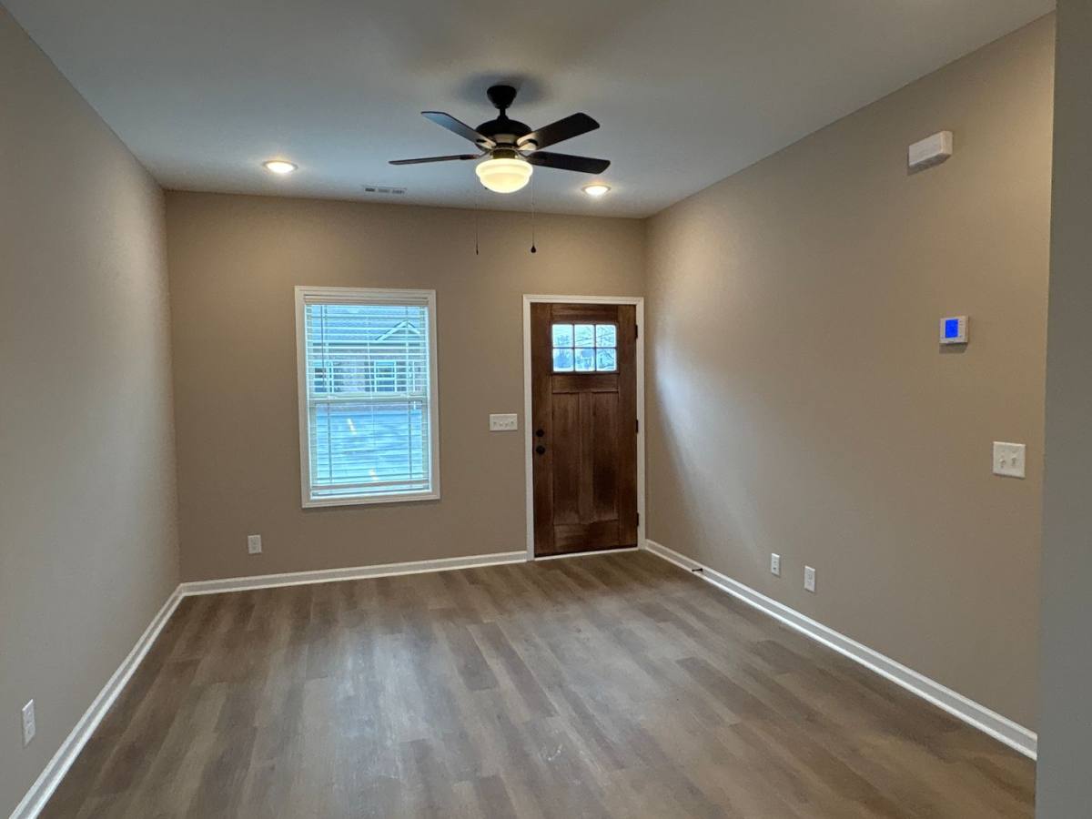 Apartment for rent at 404 Cedar Lane, Tullahoma, TN 37388