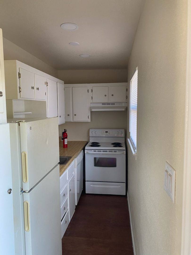 Apartment for rent at 203 Maler Rd, Sealy, TX 77474