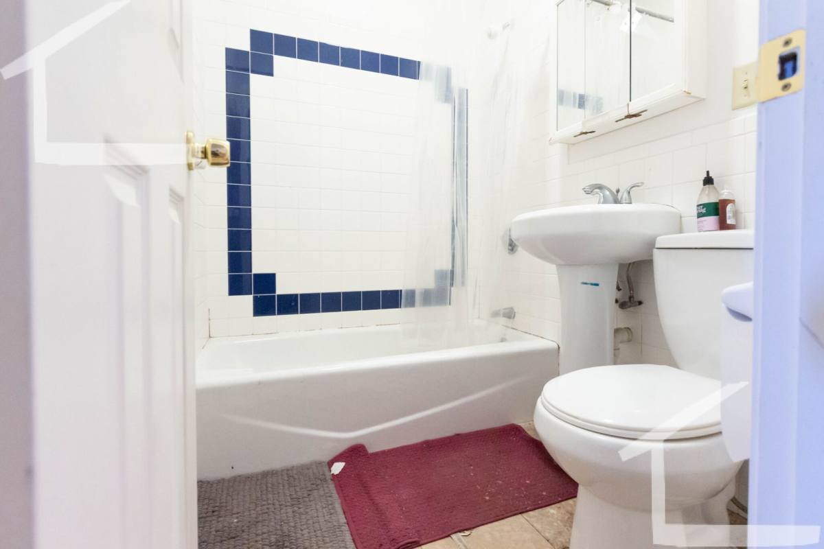 Apartment for rent at 21 Egremont Rd #5, Brighton, MA 02135