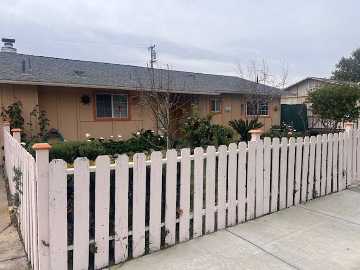 House for rent at 348 Second St, Buellton, CA 93427