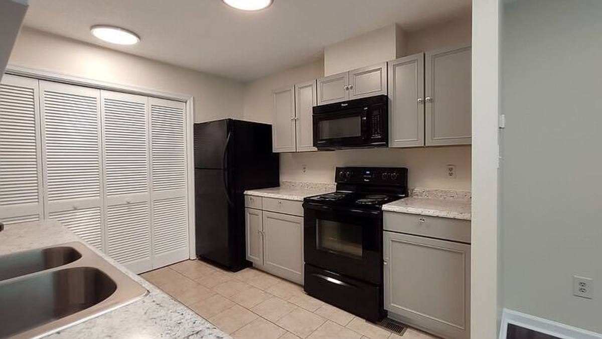 Townhouse for rent at 5418 Mary Lane, Williamsburg, VA 23188