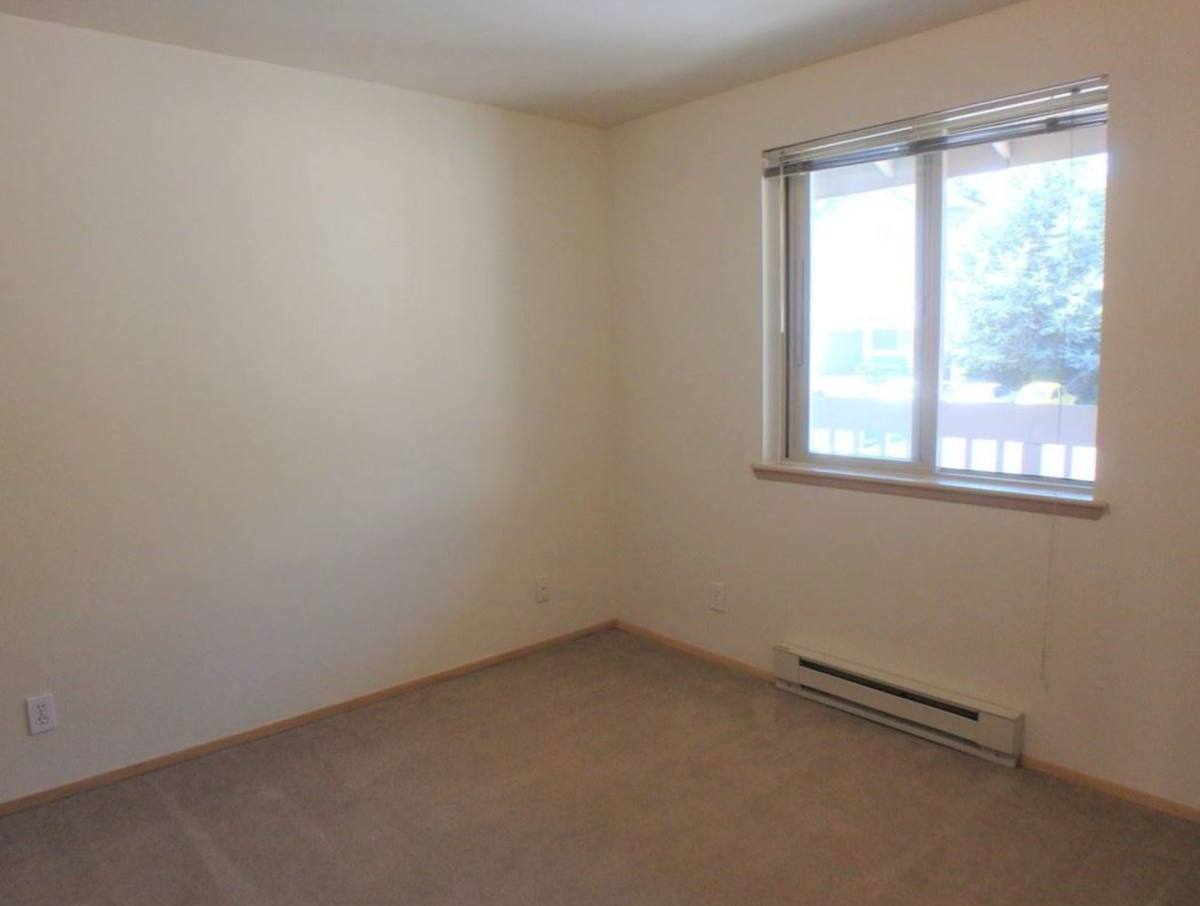 Apartment for rent at 900 22nd St, Bellingham, WA 98225