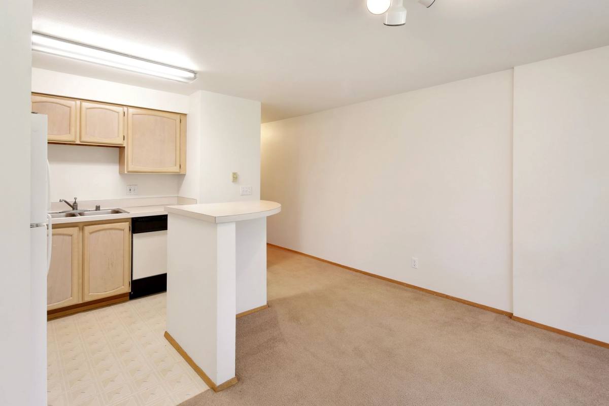 Apartment for rent at 900 22nd St, Bellingham, WA 98225