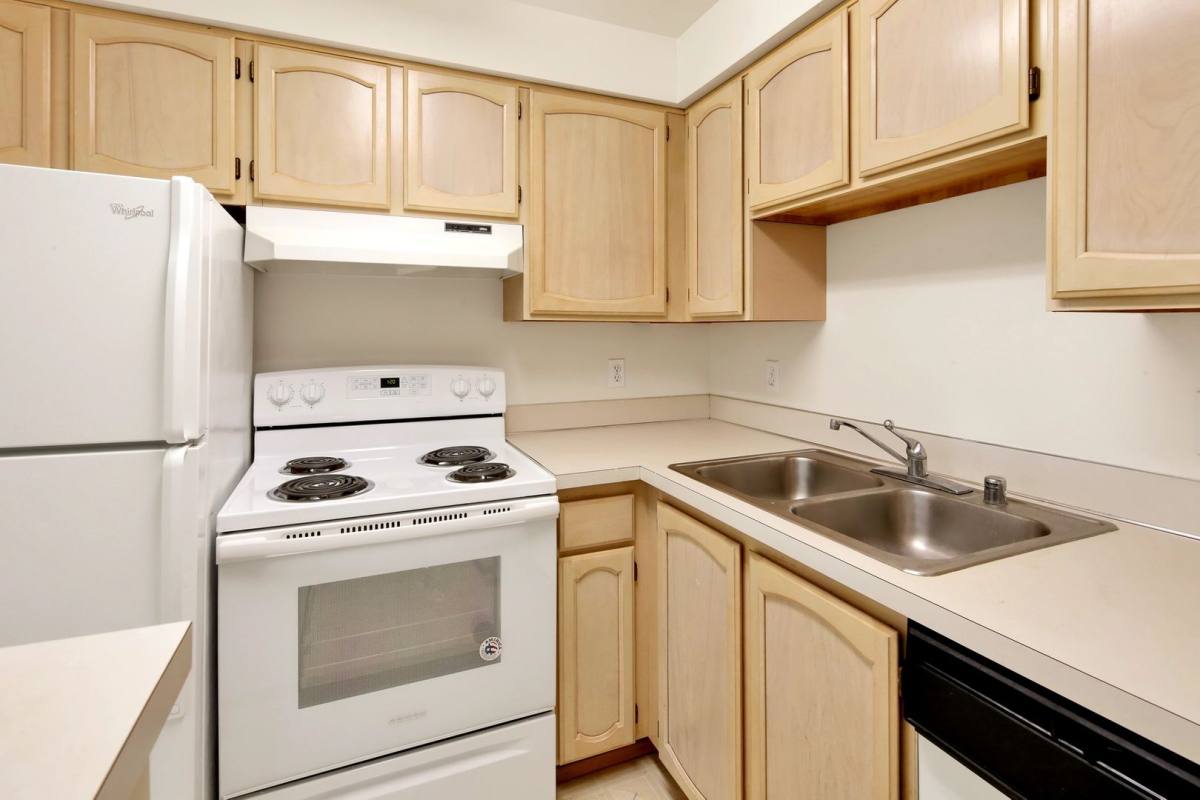 Apartment for rent at 900 22nd St, Bellingham, WA 98225
