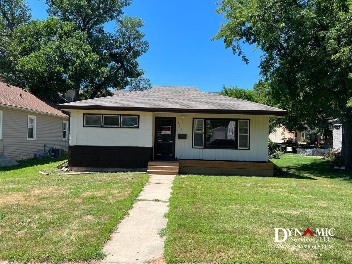 House for rent at 2405 S Norton Ave, Sioux Falls, SD 57105