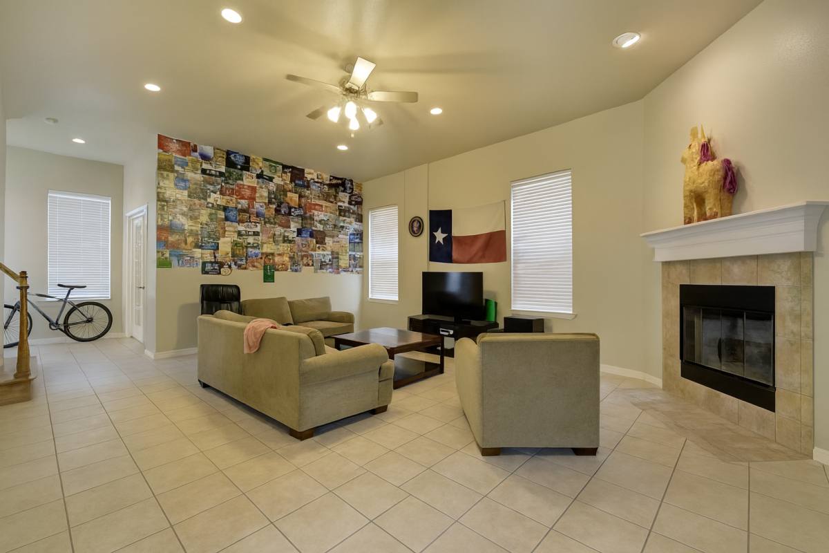 Townhouse for rent at 5501 Duval St #A, Austin, TX 78751