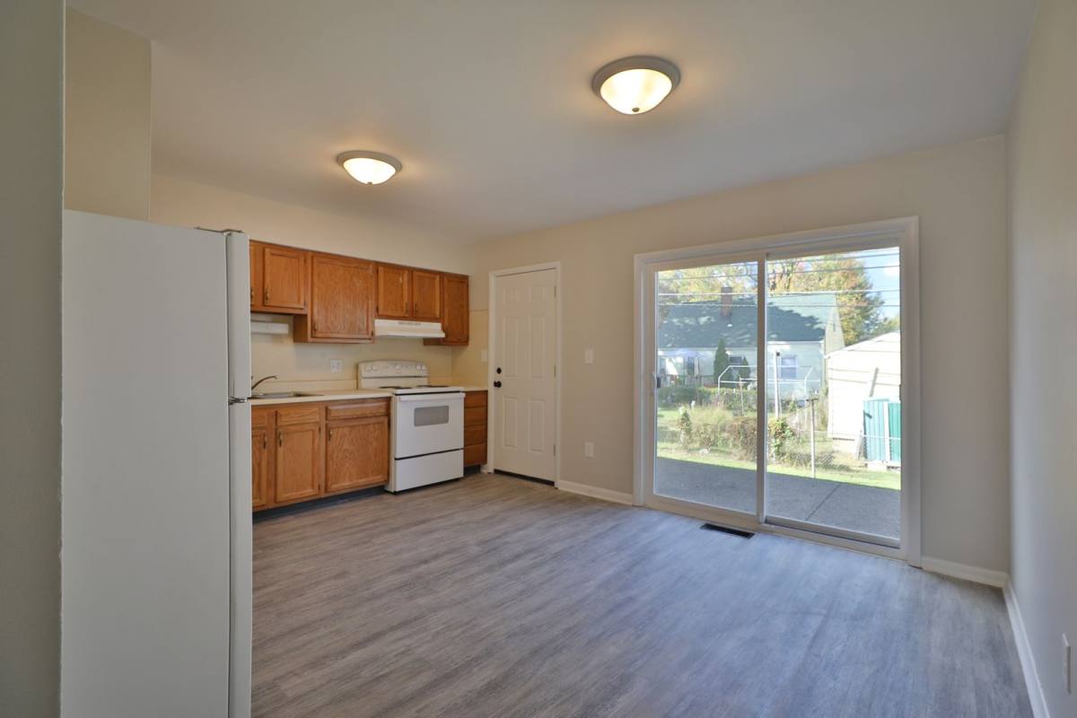 Apartment for rent at 3421-3431 Maize Rd, Columbus, OH 43224