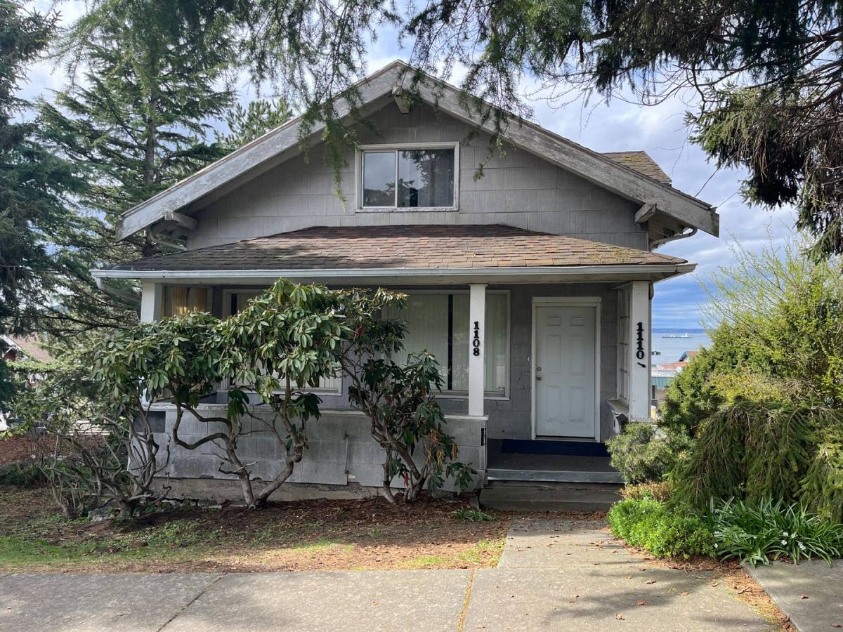 Apartment for rent at 1108 12th St, Bellingham, WA 98225