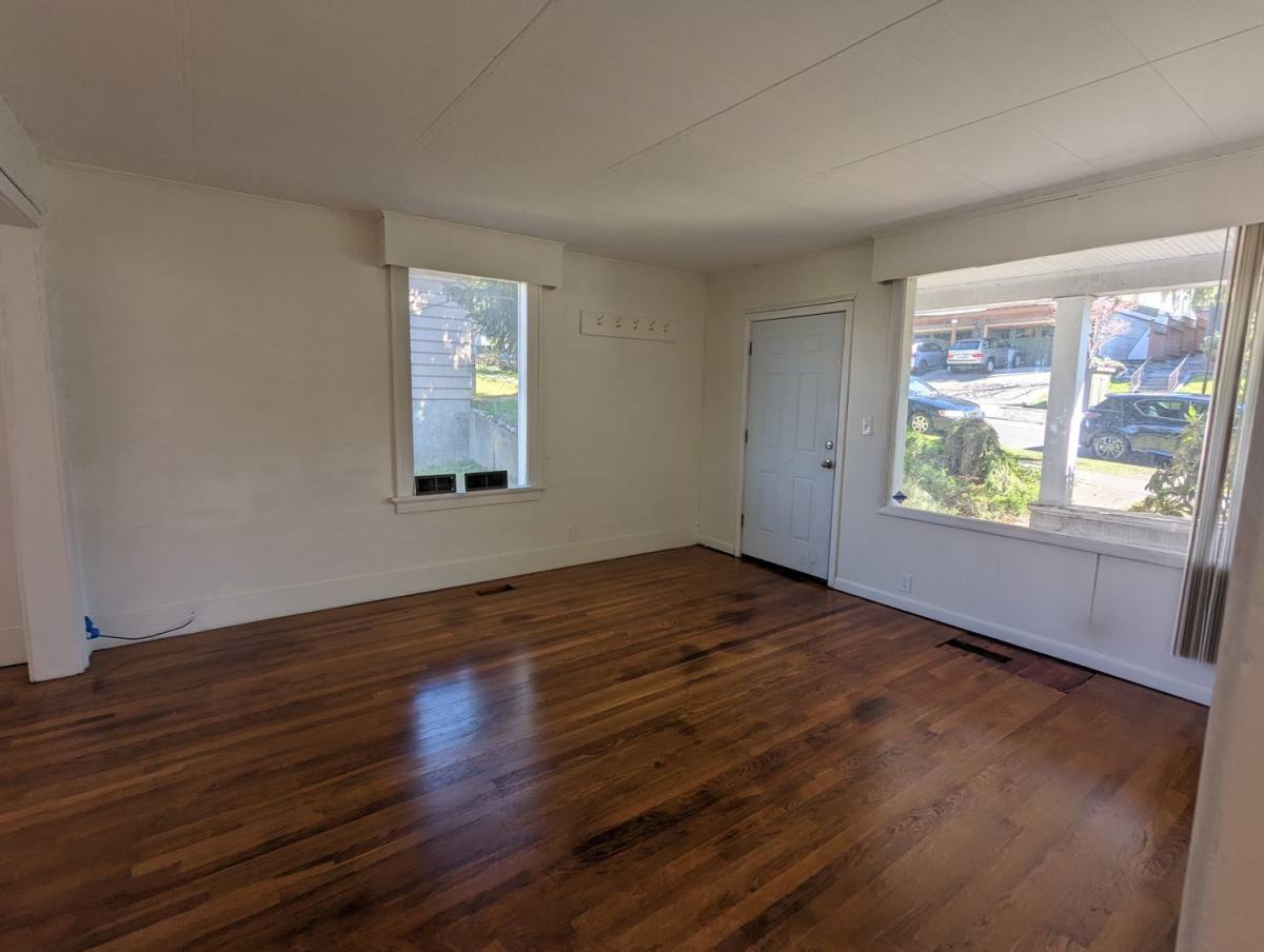 Apartment for rent at 1108 12th St, Bellingham, WA 98225
