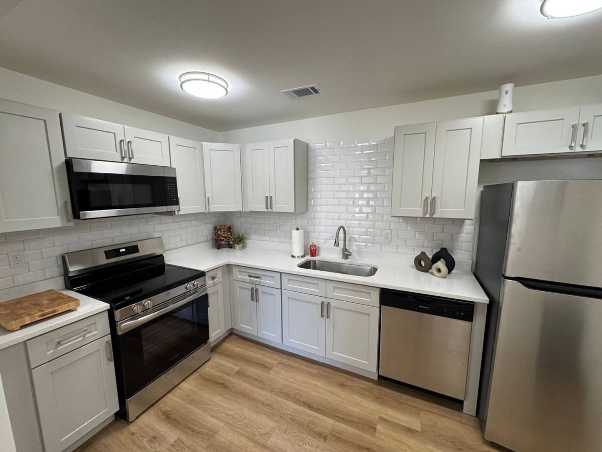 Apartment for rent at 1128 W College St Extension, Griffin, GA 30224
