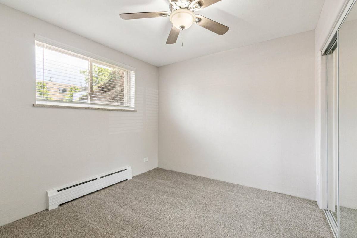 Apartment for rent at 1151 W Ida Ave, Littleton, CO 80120