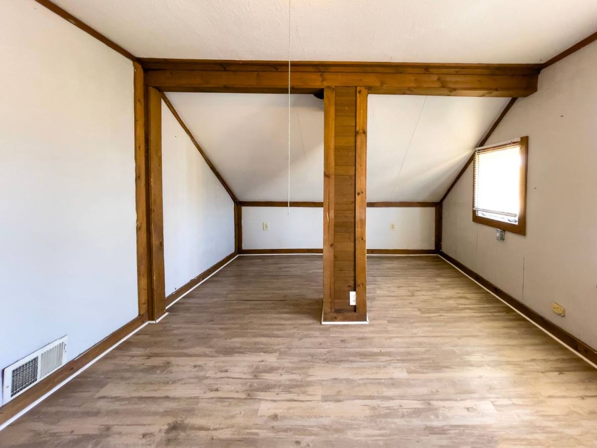 Apartment for rent at 2106 W Main St, Muncie, IN 47303
